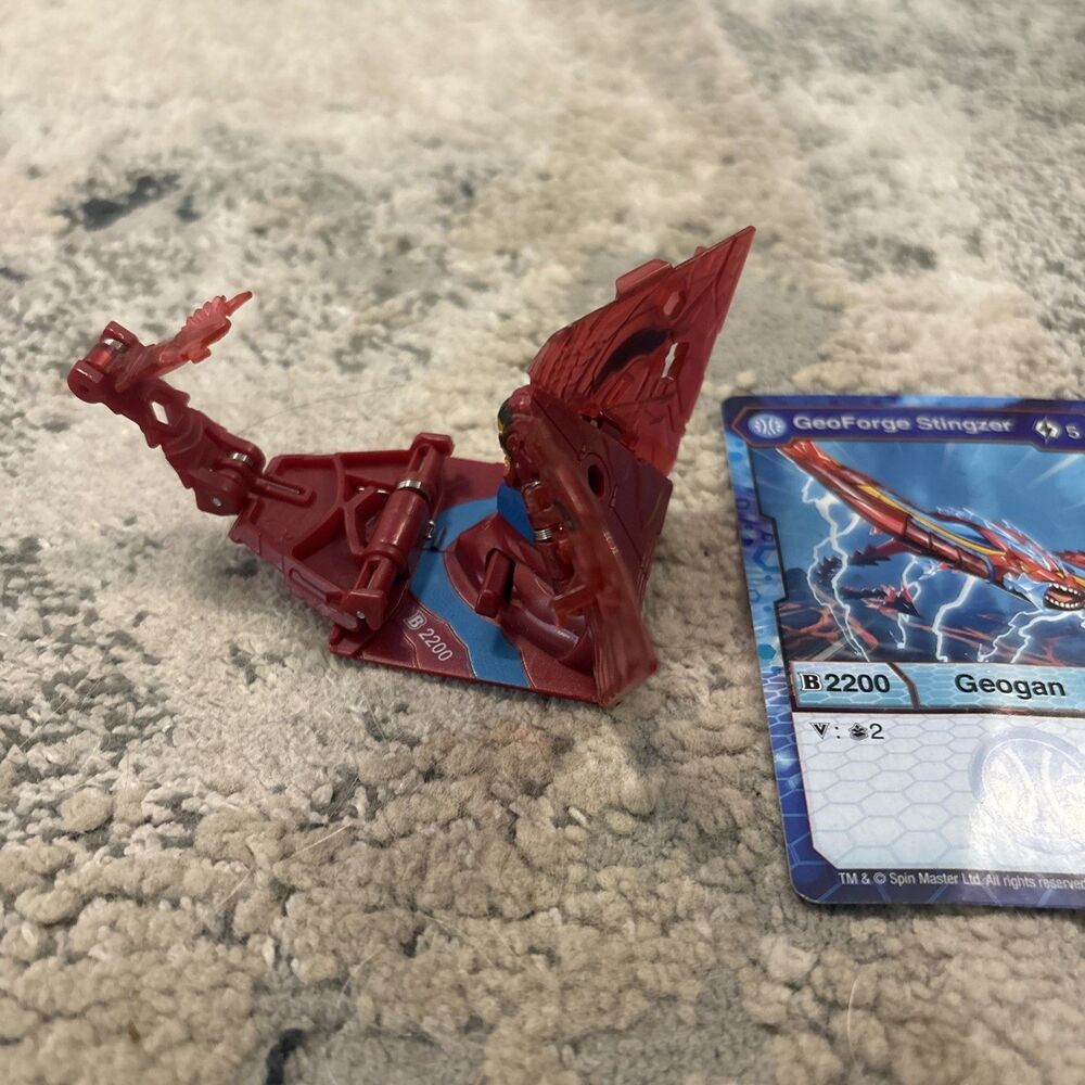 Bakugan Geogan Rising Pyrus Geoforge Action Figure Red Collectible With Card - Picture 4 of 7